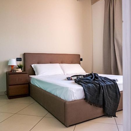 Apartament Residenza Oleandro Desenzano del Garda Zewnętrze zdjęcie