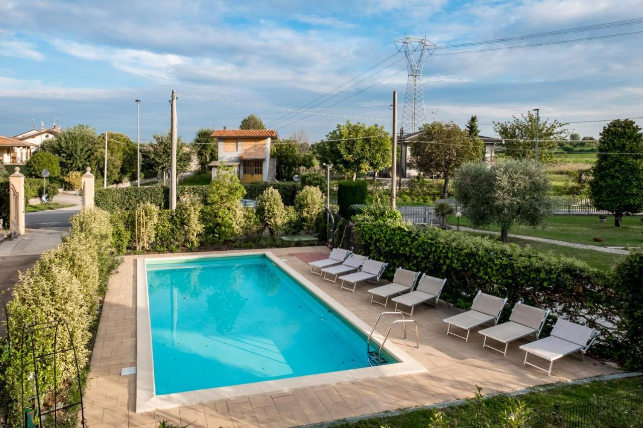 Apartament Residenza Oleandro Desenzano del Garda Zewnętrze zdjęcie