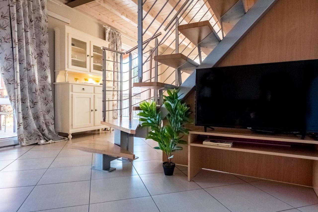 Apartament Residenza Oleandro Desenzano del Garda Zewnętrze zdjęcie