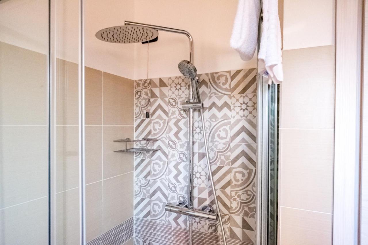 Apartament Residenza Oleandro Desenzano del Garda Zewnętrze zdjęcie